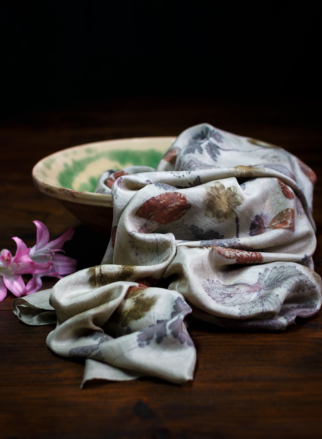 Chal de seda con estampado de ecoprint - Imagen 2